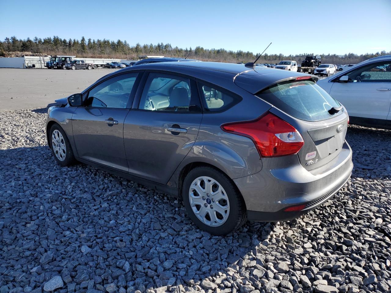 Photo 1 VIN: 1FAHP3K25CL223707 - FORD FOCUS 