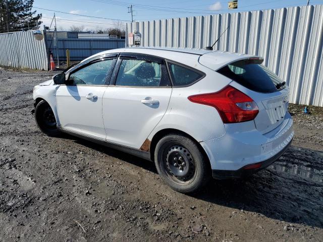 Photo 1 VIN: 1FAHP3K25CL223917 - FORD FOCUS SE 