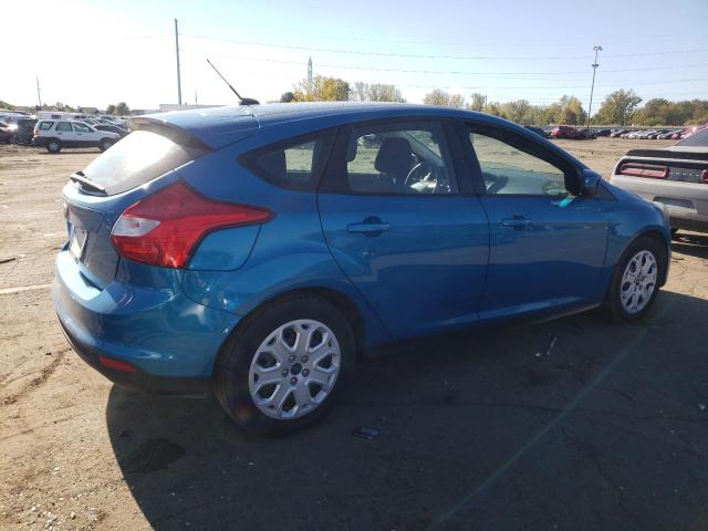 Photo 2 VIN: 1FAHP3K25CL233461 - FORD FOCUS SE 