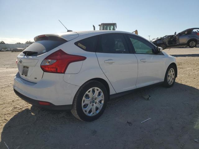 Photo 2 VIN: 1FAHP3K25CL270851 - FORD FOCUS 