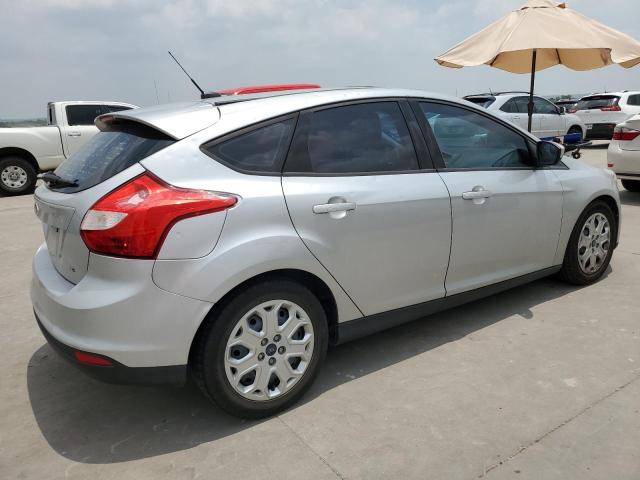 Photo 2 VIN: 1FAHP3K25CL289626 - FORD FOCUS SE 