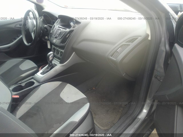 Photo 4 VIN: 1FAHP3K25CL349596 - FORD FOCUS 