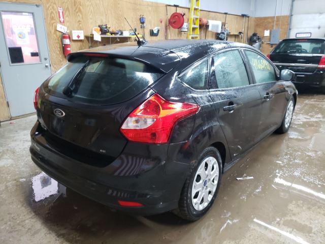 Photo 3 VIN: 1FAHP3K25CL353566 - FORD FOCUS SE 