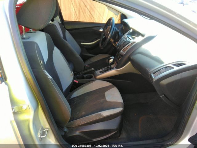 Photo 4 VIN: 1FAHP3K25CL386213 - FORD FOCUS 