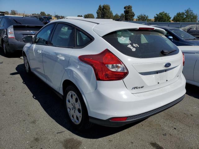 Photo 2 VIN: 1FAHP3K25CL410607 - FORD FOCUS SE 