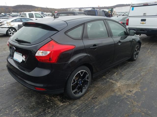 Photo 3 VIN: 1FAHP3K25CL450119 - FORD FOCUS SE 