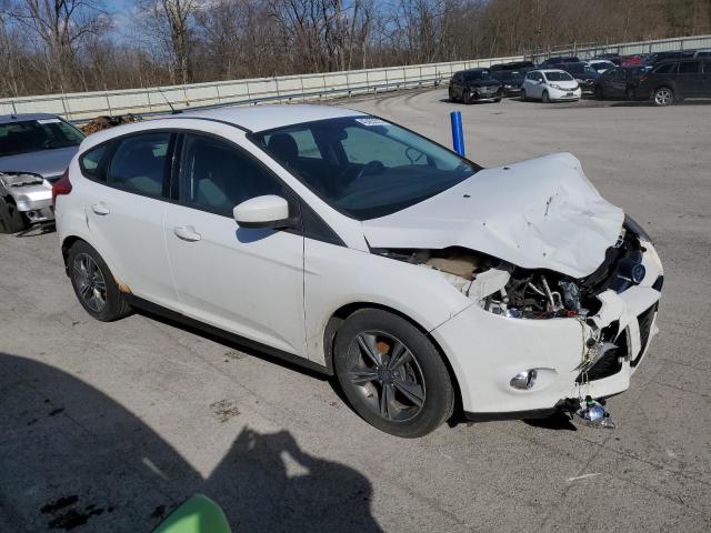 Photo 3 VIN: 1FAHP3K25CL474680 - FORD FOCUS SE 