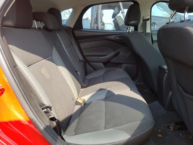 Photo 5 VIN: 1FAHP3K26CL106637 - FORD FOCUS SE 