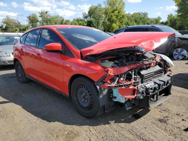 Photo 3 VIN: 1FAHP3K26CL124958 - FORD FOCUS SE 