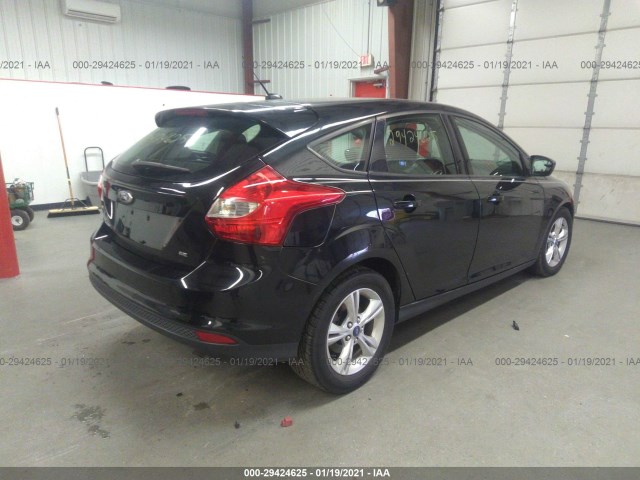 Photo 3 VIN: 1FAHP3K26CL124989 - FORD FOCUS 