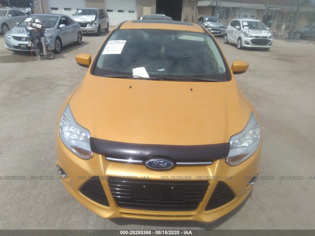 Photo 5 VIN: 1FAHP3K26CL127312 - FORD FOCUS 