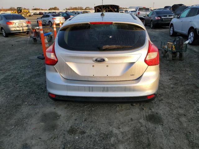 Photo 5 VIN: 1FAHP3K26CL277405 - FORD FOCUS SE 