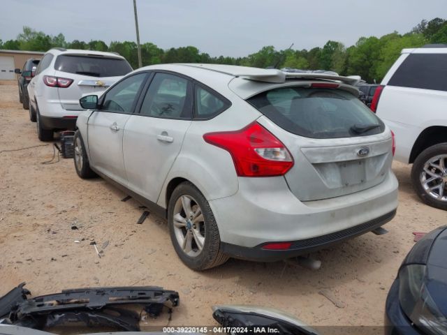 Photo 2 VIN: 1FAHP3K26CL300049 - FORD FOCUS 