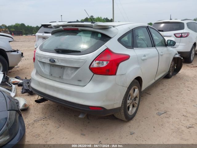 Photo 3 VIN: 1FAHP3K26CL300049 - FORD FOCUS 