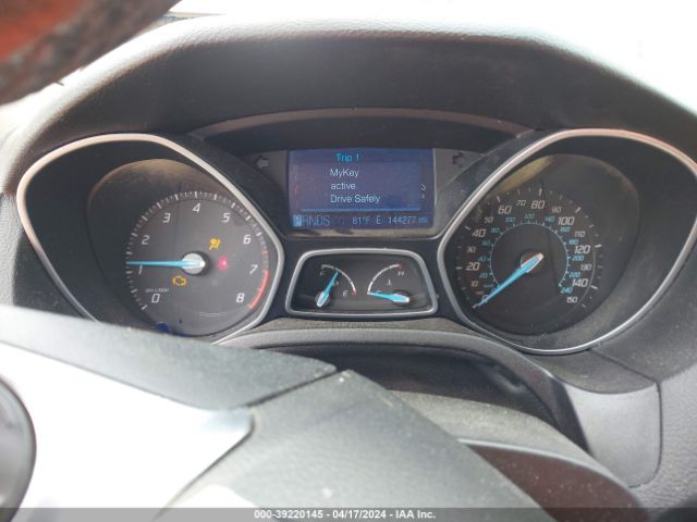 Photo 6 VIN: 1FAHP3K26CL300049 - FORD FOCUS 