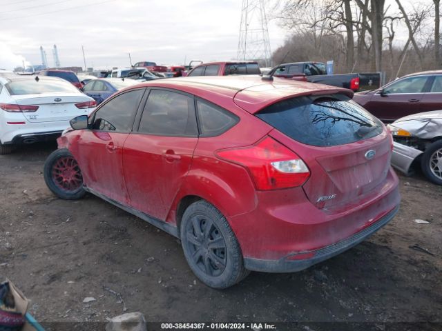 Photo 2 VIN: 1FAHP3K26CL321029 - FORD FOCUS 