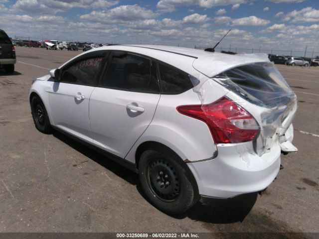 Photo 2 VIN: 1FAHP3K26CL327221 - FORD FOCUS 