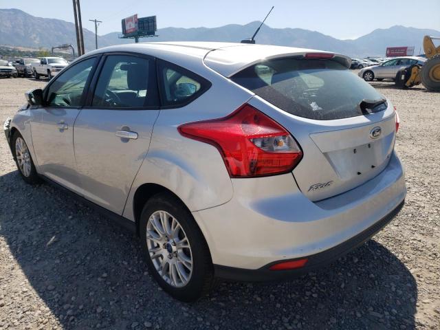 Photo 2 VIN: 1FAHP3K26CL373082 - FORD FOCUS SE 