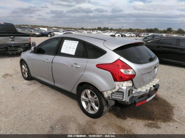 Photo 2 VIN: 1FAHP3K26CL449237 - FORD FOCUS 