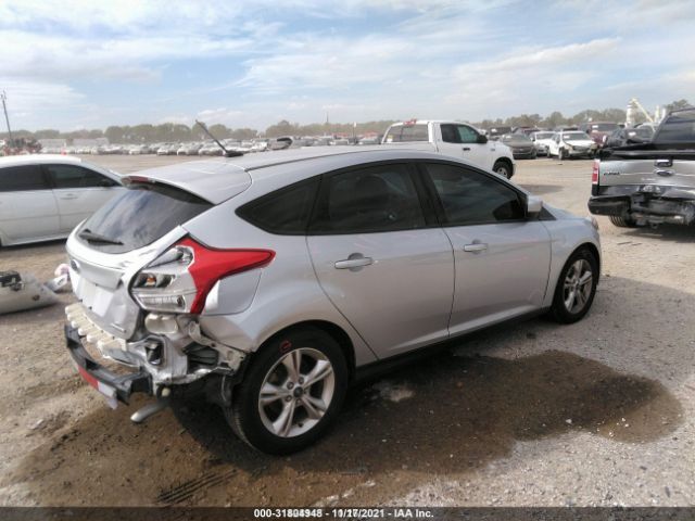 Photo 3 VIN: 1FAHP3K26CL449237 - FORD FOCUS 