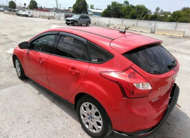 Photo 2 VIN: 1FAHP3K27CL111474 - FORD FOCUS 