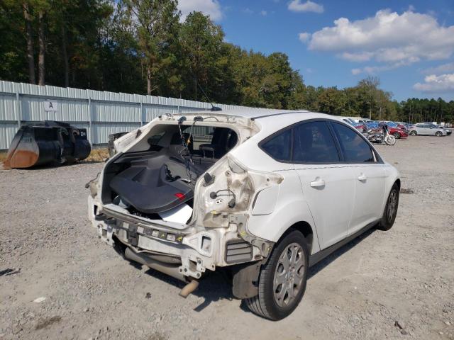 Photo 3 VIN: 1FAHP3K27CL115931 - FORD FOCUS SE 