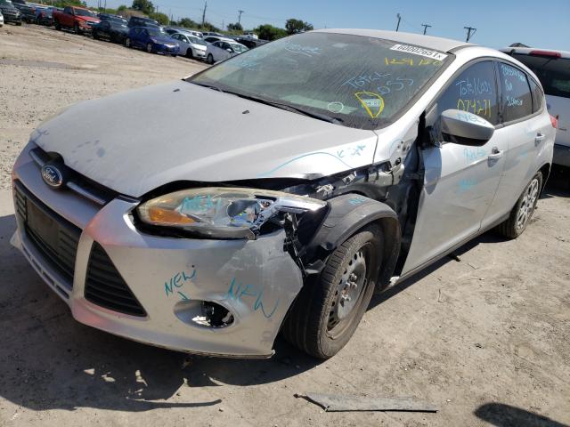 Photo 1 VIN: 1FAHP3K27CL129750 - FORD FOCUS SE 