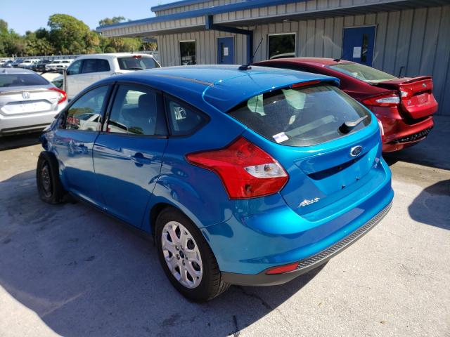 Photo 2 VIN: 1FAHP3K27CL135399 - FORD FOCUS SE 