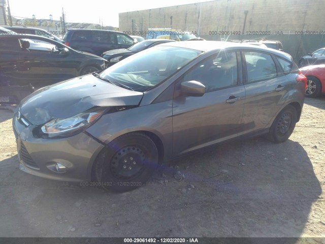 Photo 1 VIN: 1FAHP3K27CL177247 - FORD FOCUS 