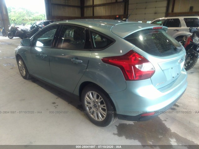 Photo 2 VIN: 1FAHP3K27CL186031 - FORD FOCUS 