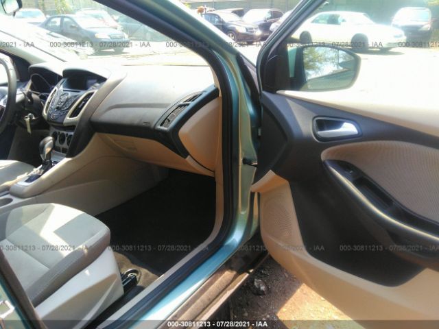 Photo 4 VIN: 1FAHP3K27CL241058 - FORD FOCUS 