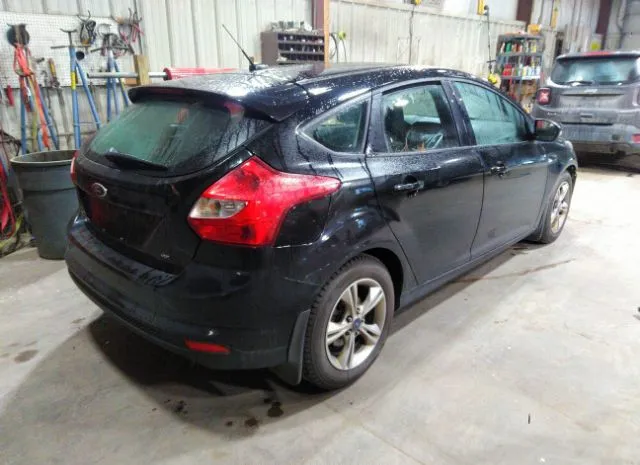 Photo 3 VIN: 1FAHP3K27CL246518 - FORD FOCUS 