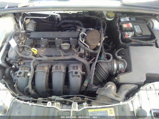 Photo 9 VIN: 1FAHP3K27CL321413 - FORD FOCUS 