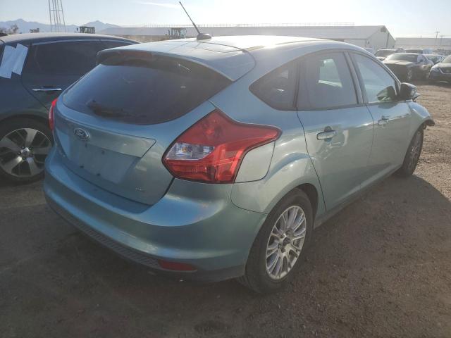 Photo 2 VIN: 1FAHP3K27CL333562 - FORD FOCUS SE 