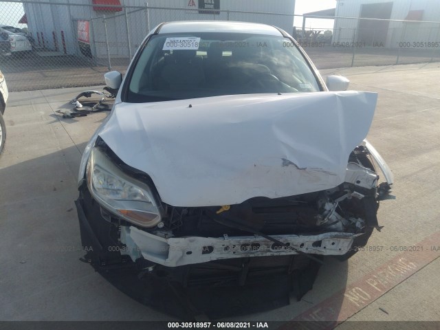 Photo 5 VIN: 1FAHP3K27CL338406 - FORD FOCUS 