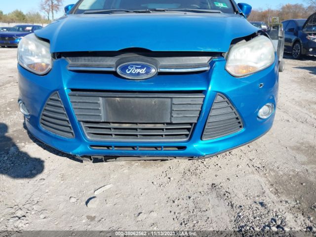 Photo 5 VIN: 1FAHP3K27CL355027 - FORD FOCUS 