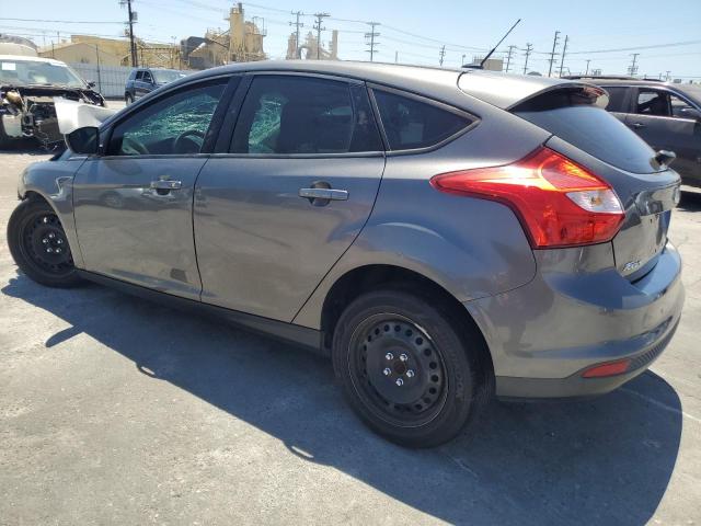 Photo 1 VIN: 1FAHP3K28CL101827 - FORD FOCUS SE 