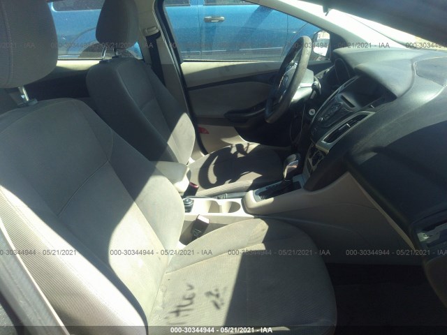 Photo 4 VIN: 1FAHP3K28CL106977 - FORD FOCUS 