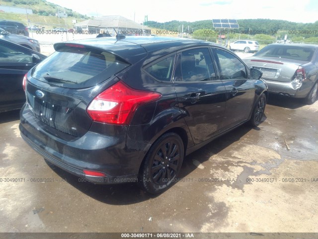 Photo 3 VIN: 1FAHP3K28CL134665 - FORD FOCUS 