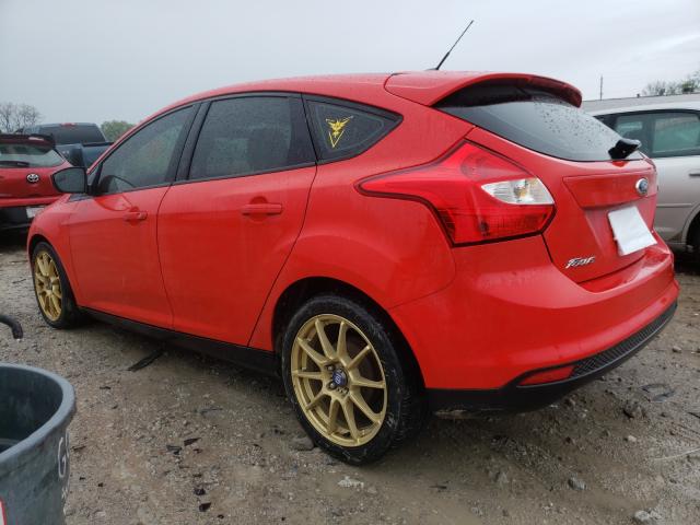 Photo 2 VIN: 1FAHP3K28CL146329 - FORD FOCUS SE 