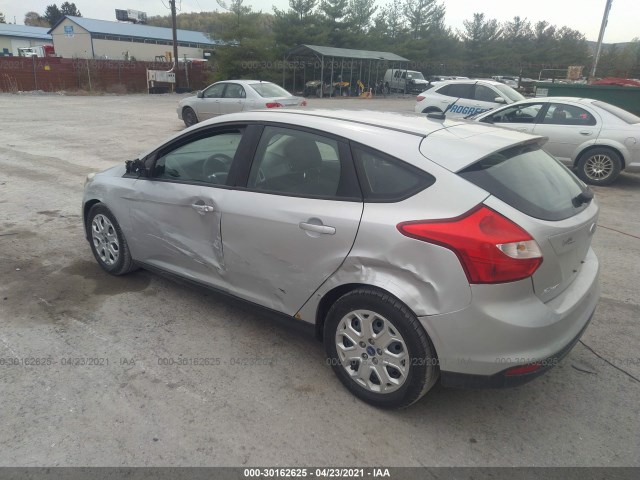 Photo 2 VIN: 1FAHP3K28CL177449 - FORD FOCUS 