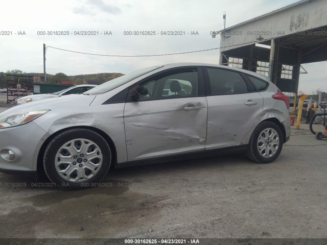 Photo 5 VIN: 1FAHP3K28CL177449 - FORD FOCUS 