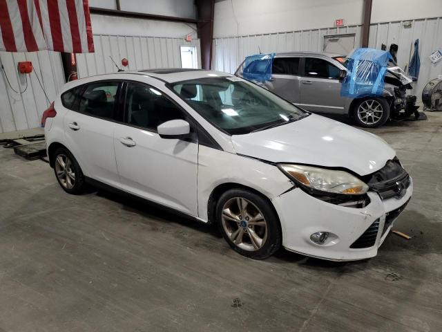 Photo 3 VIN: 1FAHP3K28CL182859 - FORD FOCUS SE 