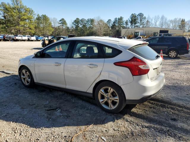 Photo 1 VIN: 1FAHP3K28CL188533 - FORD FOCUS SE 