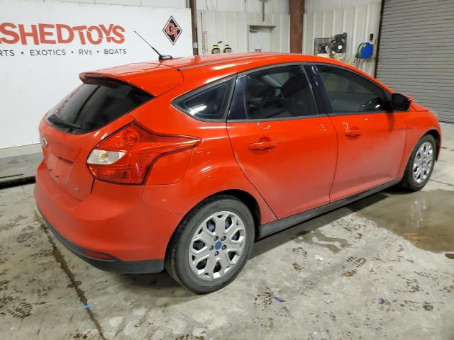 Photo 2 VIN: 1FAHP3K28CL215424 - FORD FOCUS SE 