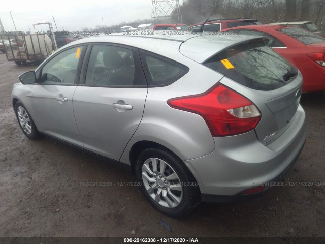 Photo 2 VIN: 1FAHP3K28CL241702 - FORD FOCUS 