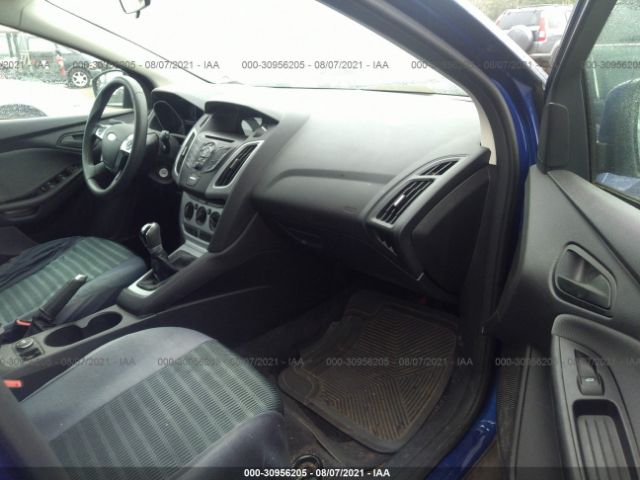 Photo 4 VIN: 1FAHP3K28CL321811 - FORD FOCUS 