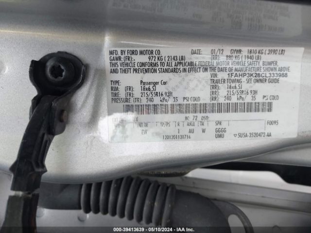 Photo 8 VIN: 1FAHP3K28CL333988 - FORD FOCUS 