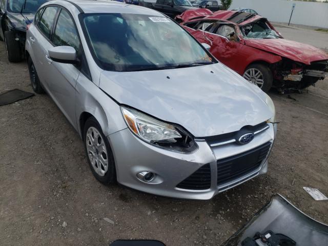 Photo 8 VIN: 1FAHP3K28CL334476 - FORD FOCUS SE 