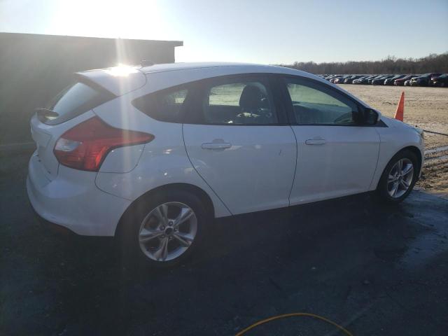 Photo 2 VIN: 1FAHP3K28CL354243 - FORD FOCUS 